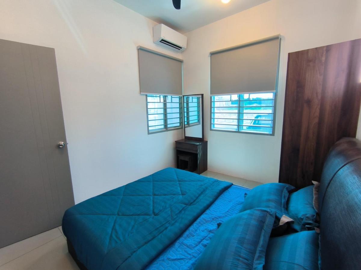 Homestay Naufal Bandar Sri Sendayan Ground Floor Σερεμπάν Εξωτερικό φωτογραφία