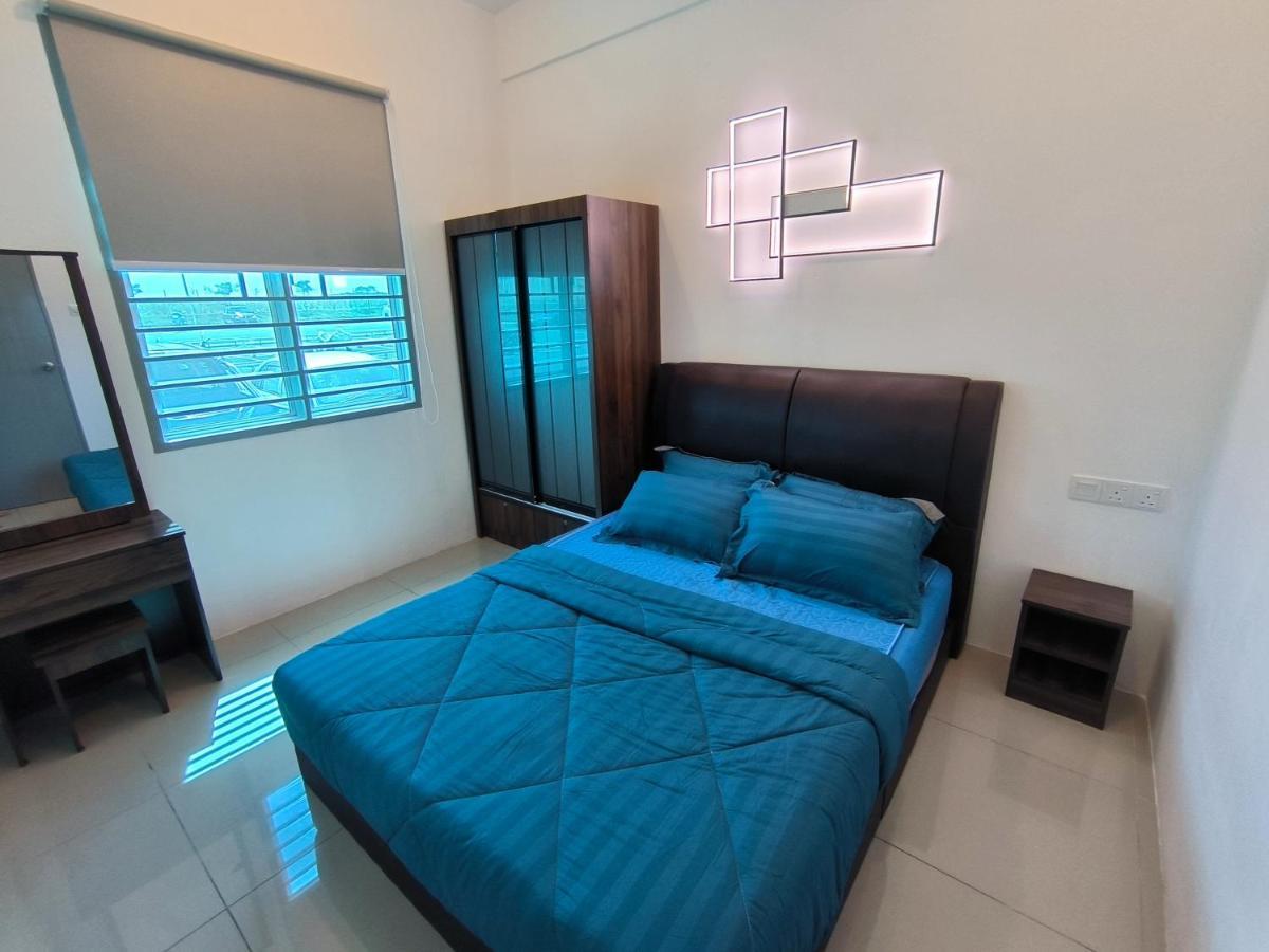 Homestay Naufal Bandar Sri Sendayan Ground Floor Σερεμπάν Εξωτερικό φωτογραφία